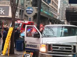 Elementos policiales investigan el acontecimiento. AP / Seattle Fire Department