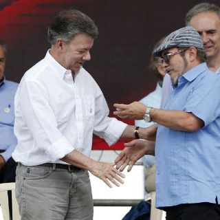 ‘La paz es real y es irreversible’, destaca Santos