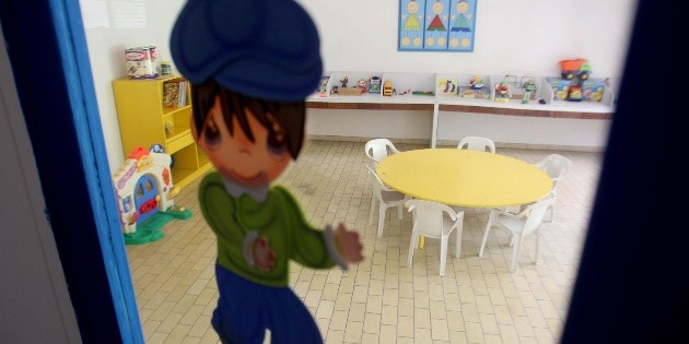 Hallan a beb&eacute; diab&eacute;tico vagando en calles de Nogales