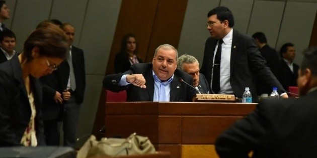 Paraguay imputa a dos exsenadores y un exministro por corrupci&oacute;n