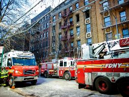 Las autoridades de Nueva York consideran este incendio, registrado la noche del jueves, como el más trágico en un cuarto de siglo. AFP / K. Betancur