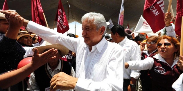 Adversarios preparan "guerra sucia para infundir miedo": L&oacute;pez Obrador