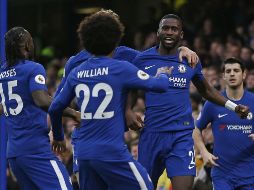 Antonio Rüdiger (#2) celebra tras abrir el marcador para el Chelsea al minuto 3. AFP/I. Kington