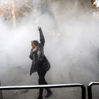 Dos personas mueren durante protestas en Irán