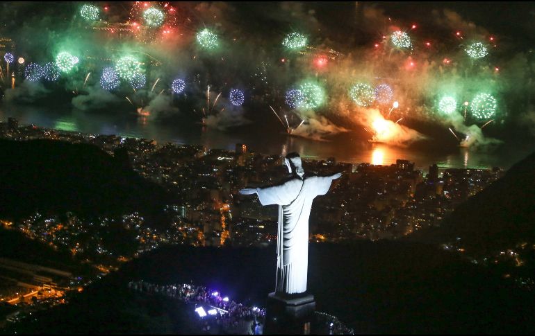 Al igual que en otras naciones, es común que en Brasil se celebre el inicio del año con disparos al aire. EFE/F. Maia