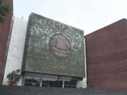 Por otra parte, la limpieza del escudo y la fachada del inmueble costará casi 19 millones de pesos. ESPECIAL / Cámara de Diputados