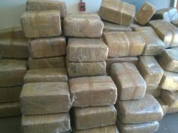 La Policía Federal ha puesto a disposición de las autoridades judiciales casi seis mil kilogramos de drogas decomisadas en aeropuertos en la presente administración. NTX / ARCHIVO