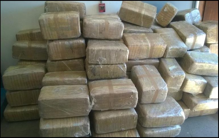La Policía Federal ha puesto a disposición de las autoridades judiciales casi seis mil kilogramos de drogas decomisadas en aeropuertos en la presente administración. NTX / ARCHIVO