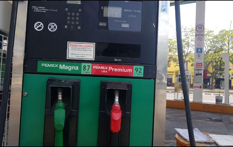 Desde el 30 de noviembre de 2017, los precios de los combustibles son determinados por cada estación de servicio del país. EL INFORMADOR / F. Atilano
