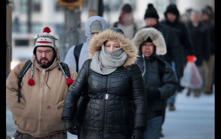 Meteorólogos pronostican que la masa de aire ártico continuará fuerte sobre los dos tercios orientales del país hasta el final de la semana. AFP / S. Olson