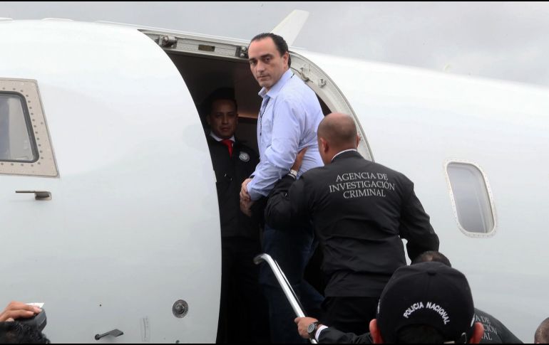 El traslado de Borge Ángulo desde el aeropuerto capitalino a Nezahualcóyotl duró aproximadamente 30 minutos. AFP / ESPECIAL