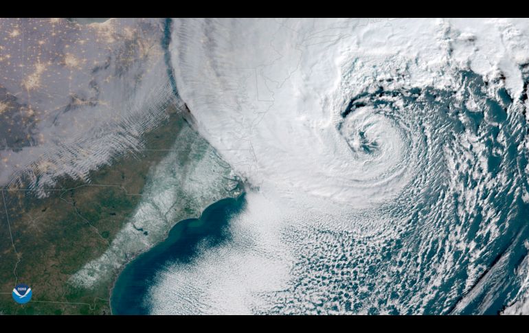 Imagen saltelital del avance de la tormenta invernal. AP/NOAA