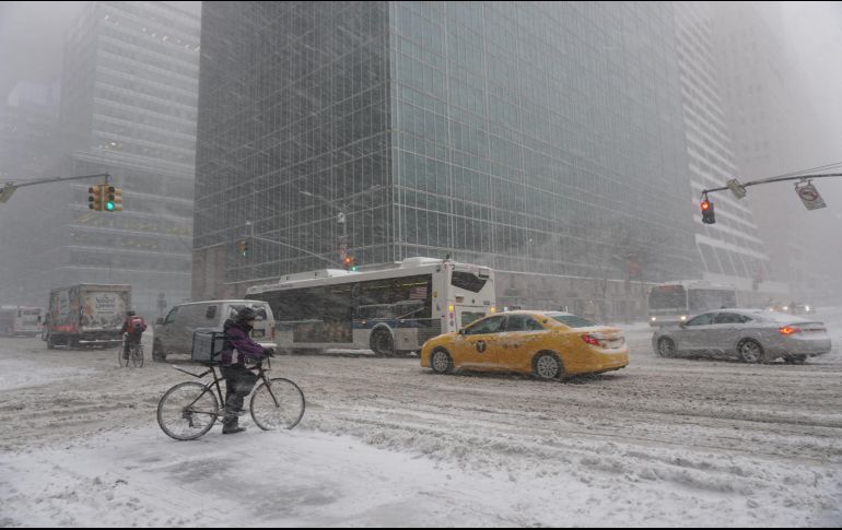 Este jueves, la ciudad de Nueva York y sus alrededores sufrió la tormenta de nieve más intensa de la temporada. NTX / G. Meza