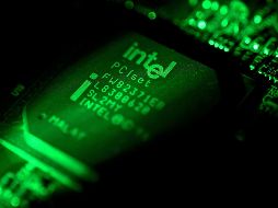 El fallo estaría en el hardware de Intel con tecnología x86-64, que es la versión 64 bits de los microchips desarrollados por la compañía. EFE/S. Steinbach
