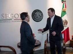 En la sede de la Segob ambos políticos analizaron las dificultades recientes que han enfrentado integrantes del Sol Azteca. TWITTER / @osoriochong