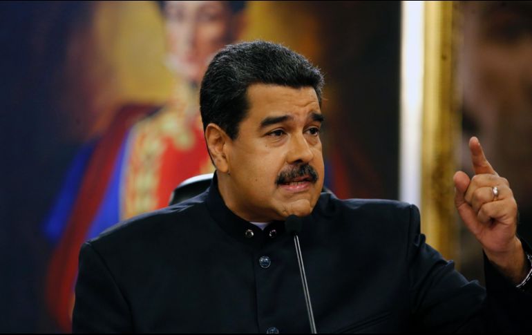 El presidente Nicolás Maduro ordenó el cierre por 72 horas de las vías aéreas y marítimas con las islas caribeñas de Aruba, Curazao y Bonaire. AP/ ARCHIVO