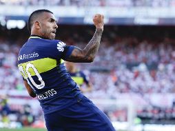 ''Nunca me fui'', dijo Tévez el viernes para explicar que su corazón siempre vistió los colores del club que vuelve a defender en su tercera etapa con Boca. AP / ARCHIVO