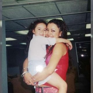 Sorprende foto de Mon Laferte a los 19 años