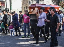 Familiares,  amigos y compañeros despidieron al editor  de El Universal, José Gerardo Martínez,  asesinado el sábado en Coyoacán. SUN / G. Espinosa