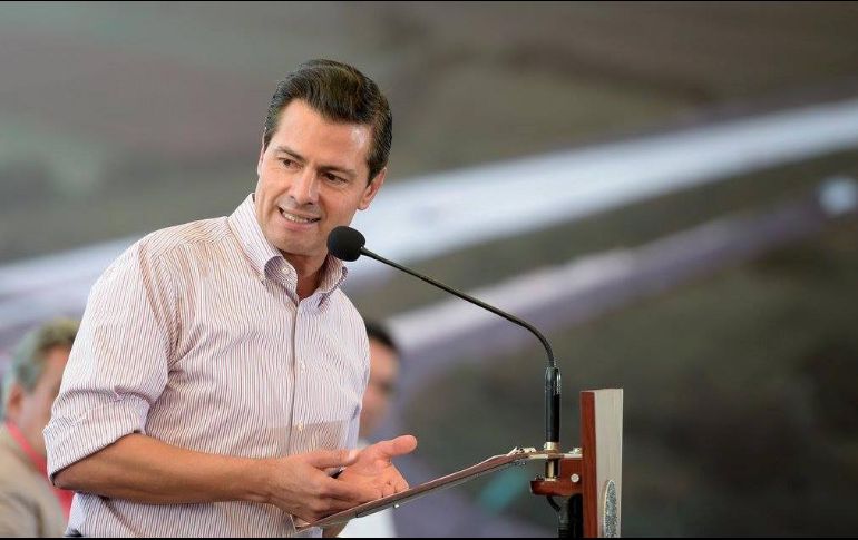 El Presidente Peña Nieto durante la entrega del Macrolibramiento de Guadalajara. TWITTER@PresidenciaMX