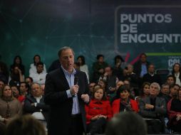 El priista señaló que el principal elemento del proceso educativo es el maestro. TWITTER / @JoseAMeadeK