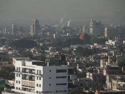 En 2017 la metrópoli acumuló mil 825 horas sumergida en contingencias y precontingencias atmosféricas, 2.6 veces más que en 2016. EL INFORMADOR/Archivo