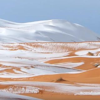 La nieve llega al desierto del Sahara