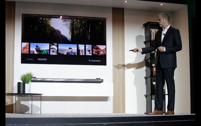 LG presentó nuevas televisiones OLED (foto) y UHD con procesadores más potentes que se pueden integrar con Google Assistant o Alexa de Amazon.