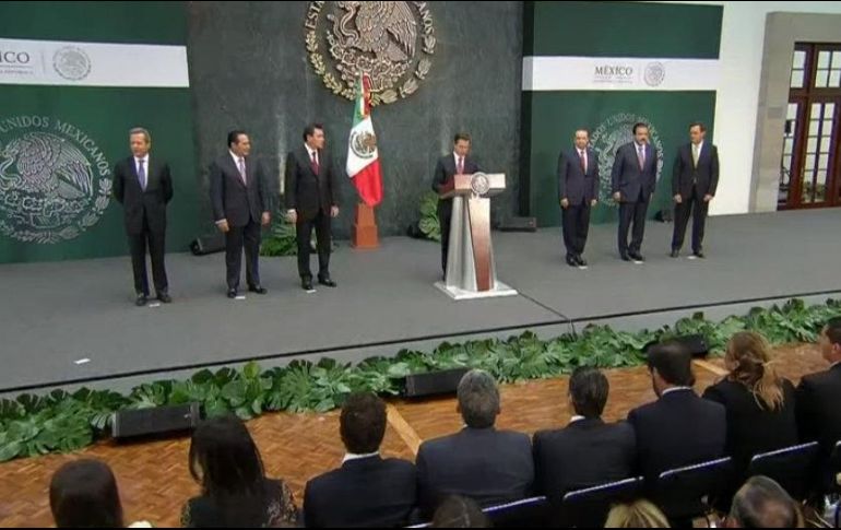Peña Nieto durante la asignación de los nuevos titulares de la STPS y Sedesol. TWITTER/@PresidenciaMX