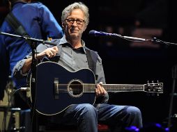 Eric Clapton confesó que seguirá trabajando y tiene planeado ofrecer algunos conciertos. AP / ARCHIVO