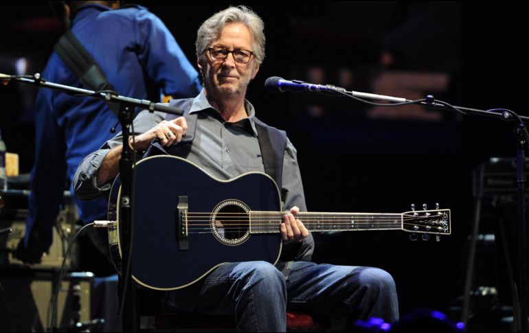 Eric Clapton confesó que seguirá trabajando y tiene planeado ofrecer algunos conciertos. AP / ARCHIVO
