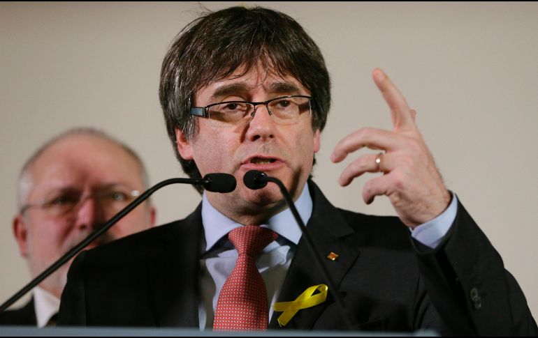 Puigdemont aspira a ser investido presidente del Gobierno catalán, pero está en la capital belga para no responder a la Justicia española. AP/V. Mayo