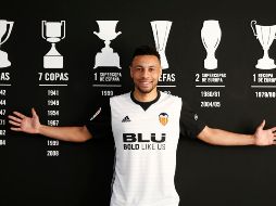 El jugador francés, de 26 años, tendrá una cláusula de rescisión de 80 millones de euros. TWITTER / @valenciacf