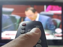 Según la encuesta, el 58 por ciento de los mexicanos considera que sus medios informativos cubren los asuntos políticos de manera justa. EL INFORMADOR