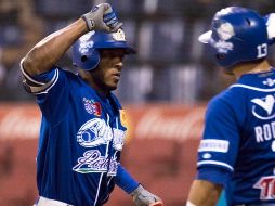 Yordanys Linares (izquierda) produjo tres de las carreras jaliscienses. FACEBOOK/CharrosBeisbolOficial