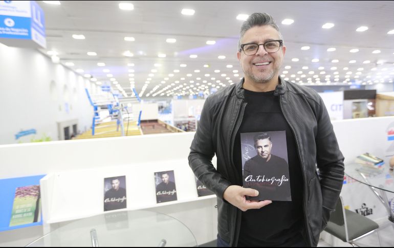 Luis Enrique presentó su libro en la pasada edición de la FIL de Guadalajara. EL INFORMADOR/G. Gallo