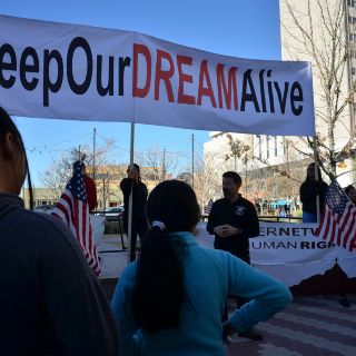 Estados Unidos reanuda solicitudes para el apoyo DACA