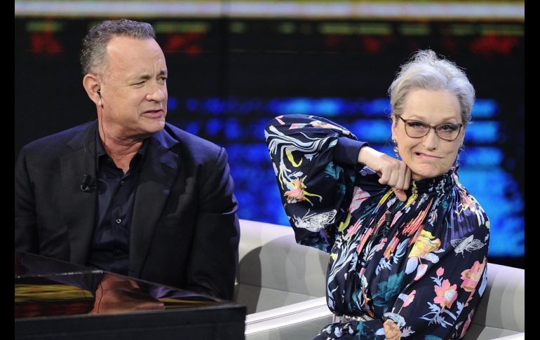 Los actores Meryl Streep y Tom Hanks asisten al programa de televisión 