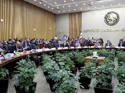 Entre otras anomalías, están la fabricación de credenciales o uso de credenciales 