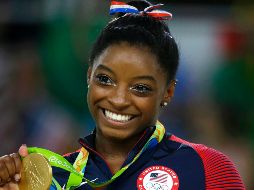 Biles dijo que había luchado con su decisión de hacer pública su historia desde que estalló el escándalo. AP / ARCHIVO