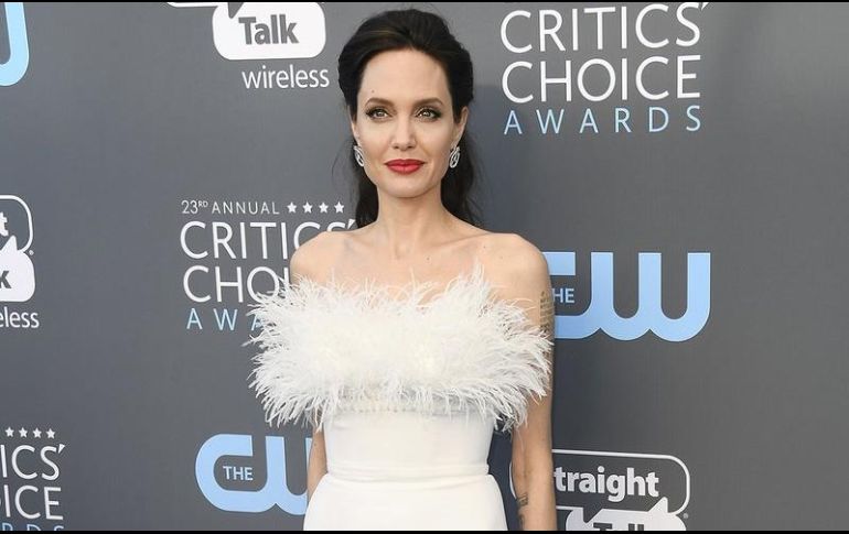 Jolie recibirá el premio en la edición anual número 32 de los Premios ASC el 17 de febrero. TWITTER / @VogueSpain