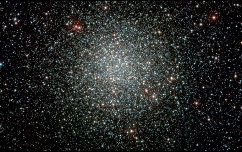 El fenómeno está compuesto por dos cúmulos de galaxias colisionando a millones de kilómetros por hora. EFE