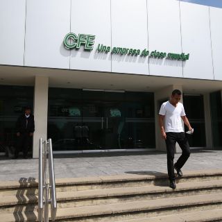 Comerciantes resienten aumentos en tarifas eléctricas