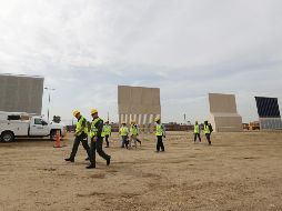 El informe recomienda combinar elementos de cada modelo, dependiendo del terreno. Los recientes ataques de equipos tácticos indican que sus alturas imponentes deberían detener a los que cruzan la frontera. AP / ARCHIVO
