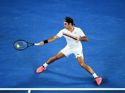 U na hora y 59 minutos bastaron para que Federer saldara el encuentro. EFE/D. Lewins