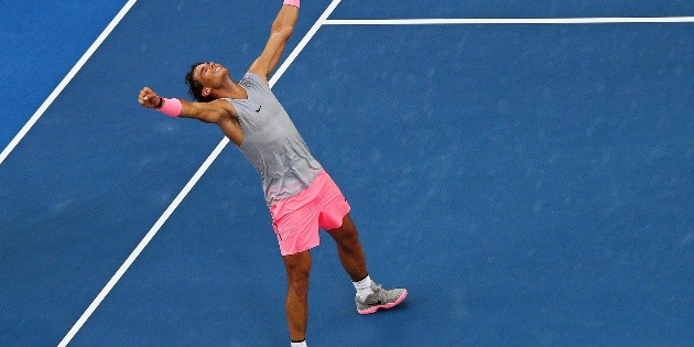 Rafael Nadal avanza a cuartos en Australia