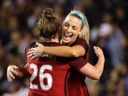 Julie estaba en un juego amistoso en el que las norteamericanas golearon 5-1 a la selección de Dinamarca. AP /G. Bull