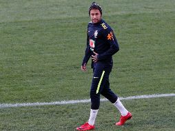 El astro brasileño se queja de las numerosas faltas de las que es víctima en su nuevo equipo. AP/ARCHIVO