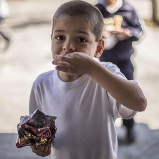 Sugieren reducir consumo de sal en beneficio de la salud