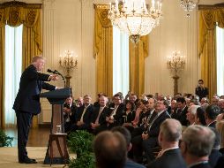 En el encuentro se trataron temas relacionados con economía, política de inmigración y ciudades santuario. EFE/ M. Reynolds